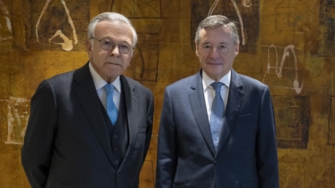 Fainé cesa a Simón y Reynés será vicepresidente de Criteria Caixa