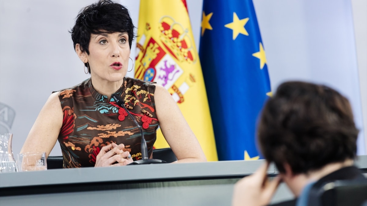 La ministra de Inclusión, Seguridad Social y Migraciones, Elma Saiz.