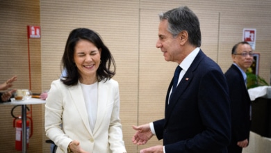 Amor de altos vuelos diplomáticos o desinformación rusa: ¿están juntos Antony Blinken y Annalena Baerbock?