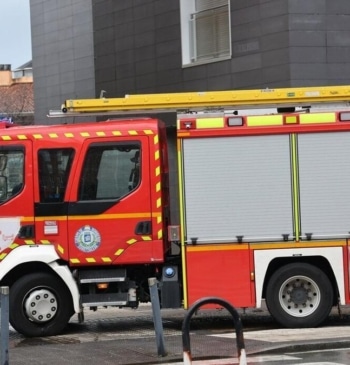 Mueren tres perros en una vivienda devastada por el fuego en Málaga
