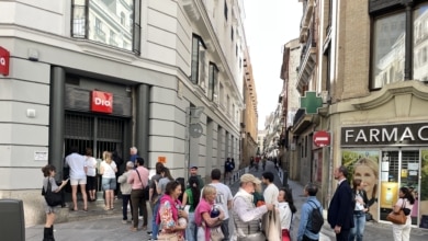 La venta de radios, linternas, pilas y hornillos de gas, disparada durante el apagón
