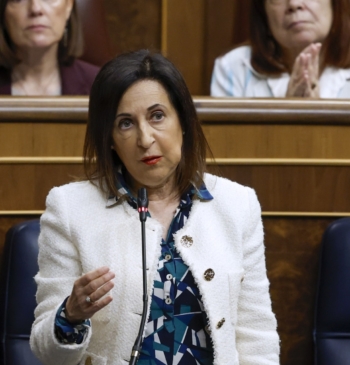 Robles afirma que será difícil materializar el embargo de armas a Israel