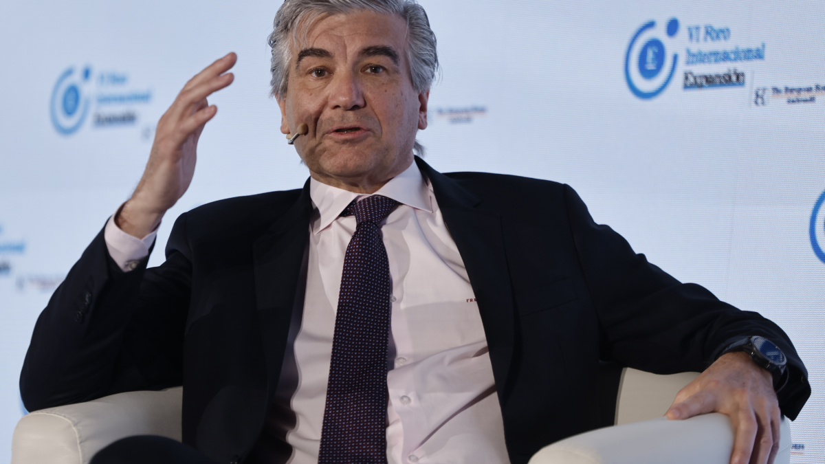Iberdrola y Naturgy defienden repensar el calendario de cierre nuclear: "¿Vamos a enterrar 50.000 millones de euros?"